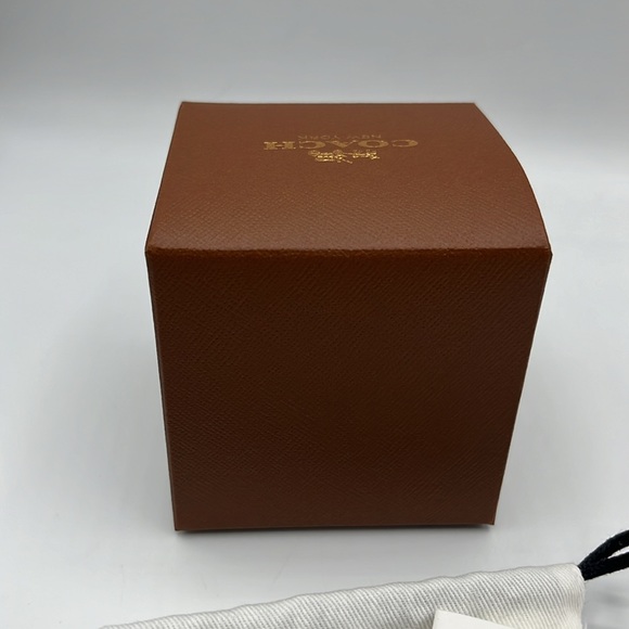 Coach Box and Dust Bag - Picture 5 of 7